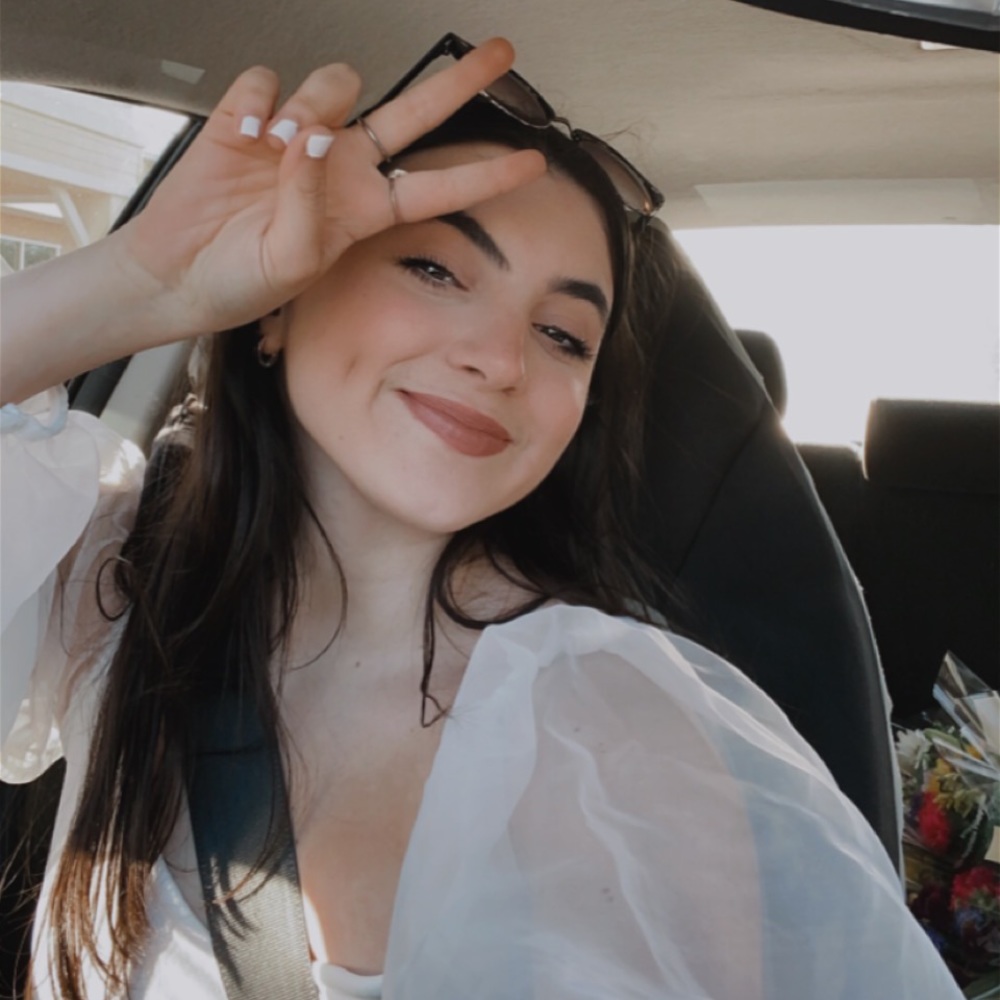 Meet your Posher, Isabella